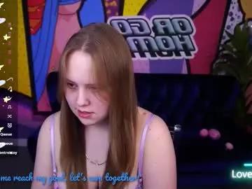 crystallpaws_ from Chaturbate is Freechat