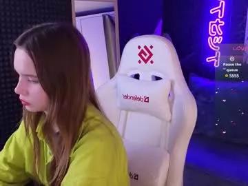 cutiee_alice from Chaturbate is Freechat