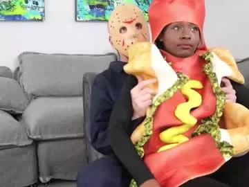 Unleash your urge for fetish cams livestreamers with our pick of steaming hot models, versed in the art of seduction and indulgence.