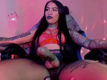 Unleash your urge for fetish cams livestreamers with our pick of steaming hot models, versed in the art of seduction and indulgence.