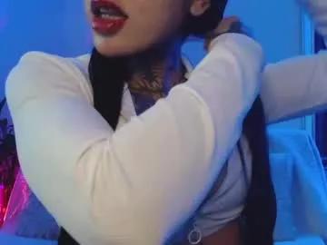 elly_skye from Chaturbate is Freechat