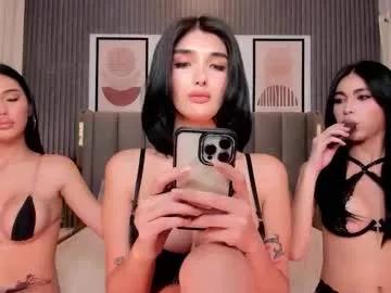 Unleash your urge for fetish cams livestreamers with our pick of steaming hot models, versed in the art of seduction and indulgence.