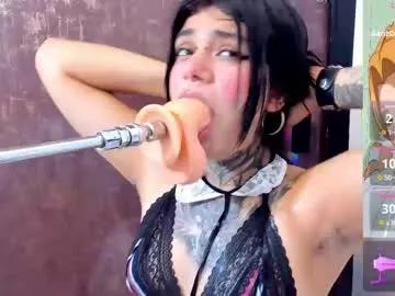 Unleash your urge for fetish cams livestreamers with our pick of steaming hot models, versed in the art of seduction and indulgence.