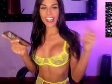 Unleash your urge for fetish cams livestreamers with our pick of steaming hot models, versed in the art of seduction and indulgence.