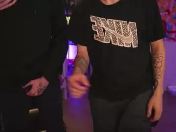 Unleash your urge for fetish cams livestreamers with our pick of steaming hot models, versed in the art of seduction and indulgence.