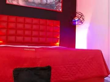 holly_golden1 from Chaturbate is Freechat