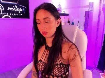 hollyhudson_ from Chaturbate