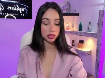 hollyhudson_ from Chaturbate
