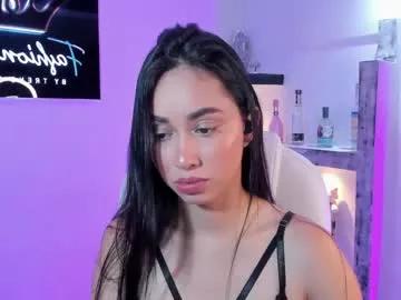 hollyhudson_ from Chaturbate