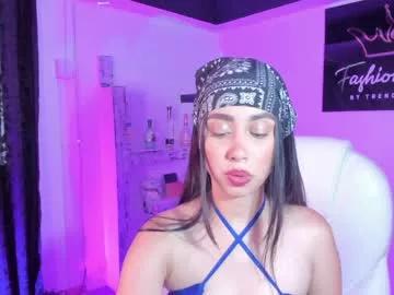 hollyhudson_ from Chaturbate