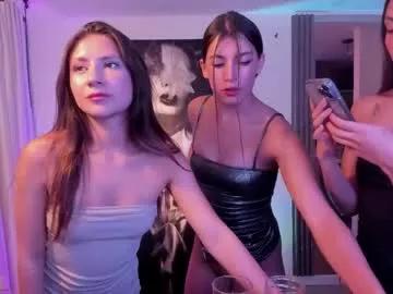 Unleash your urge for fetish cams livestreamers with our pick of steaming hot models, versed in the art of seduction and indulgence.