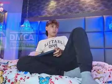 liaml_18_ from Chaturbate is Freechat