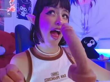 Unleash your urge for fetish cams livestreamers with our pick of steaming hot models, versed in the art of seduction and indulgence.