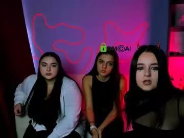 Unleash your urge for fetish cams livestreamers with our pick of steaming hot models, versed in the art of seduction and indulgence.