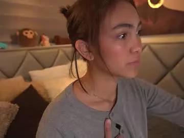 luucy___ from Chaturbate