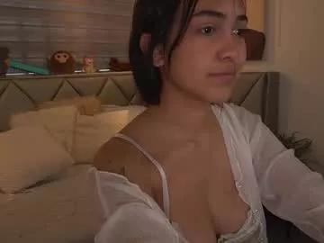 luucy___ from Chaturbate