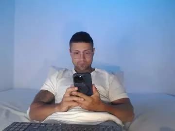 Photos of maxi_mux1 from Chaturbate is Freechat