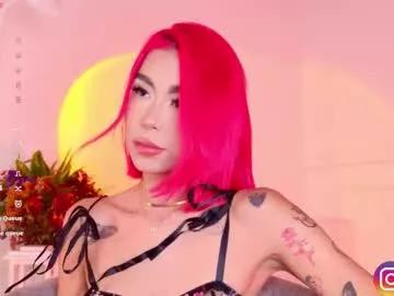 Unleash your urge for fetish cams livestreamers with our pick of steaming hot models, versed in the art of seduction and indulgence.