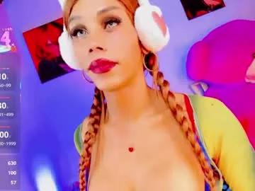Unleash your urge for fetish cams livestreamers with our pick of steaming hot models, versed in the art of seduction and indulgence.