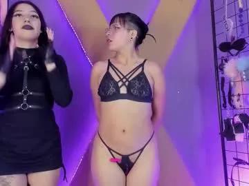 Unleash your urge for fetish cams livestreamers with our pick of steaming hot models, versed in the art of seduction and indulgence.