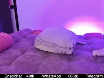 Unleash your urge for fetish cams livestreamers with our pick of steaming hot models, versed in the art of seduction and indulgence.