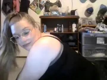 naughtyred25 from Chaturbate is Freechat