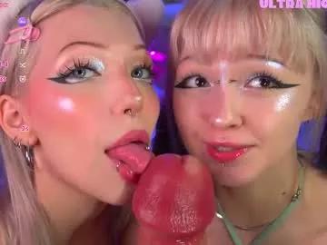 nikkisilk from Chaturbate