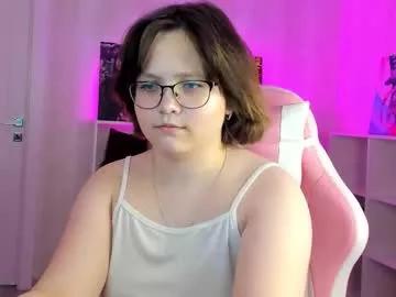 nina_lunaa from Chaturbate is Freechat