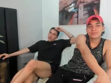 Unleash your urge for fetish cams livestreamers with our pick of steaming hot models, versed in the art of seduction and indulgence.