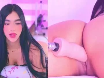 Unleash your urge for fetish cams livestreamers with our pick of steaming hot models, versed in the art of seduction and indulgence.