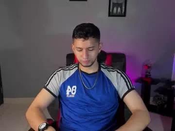 ronnie_miller1 from Chaturbate is Freechat