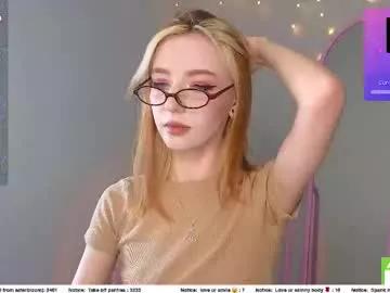 sweetuniporn from Chaturbate is Freechat