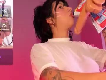 Unleash your urge for fetish cams livestreamers with our pick of steaming hot models, versed in the art of seduction and indulgence.