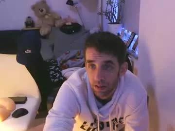 toohugeandstonedxoxo from Chaturbate is Freechat