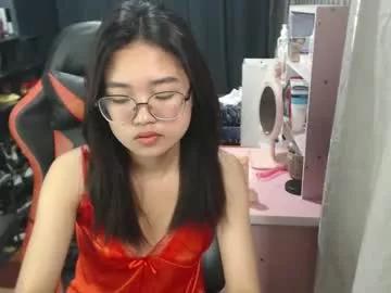 urlovelychinita from Chaturbate is Freechat