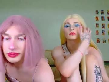 Unleash your urge for fetish cams livestreamers with our pick of steaming hot models, versed in the art of seduction and indulgence.