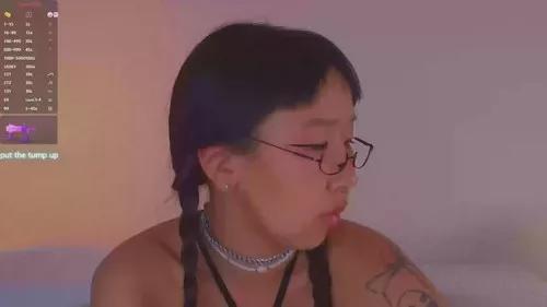 Photos of a11yson from Cherry is Freechat