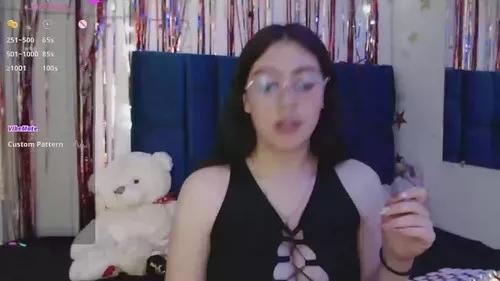 Photos of alison1516 from Cherry is Freechat