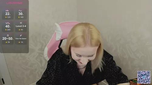 Photos of betonovayabisa from Cherry is Freechat