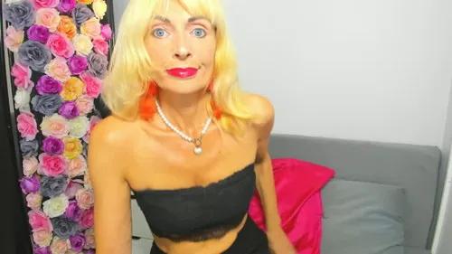 crystaldear from Cherry is Freechat