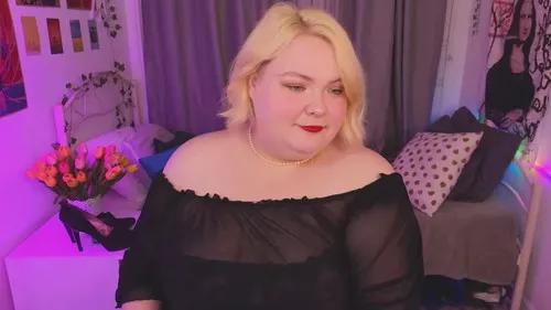 ellabigbaby from Cherry is Freechat