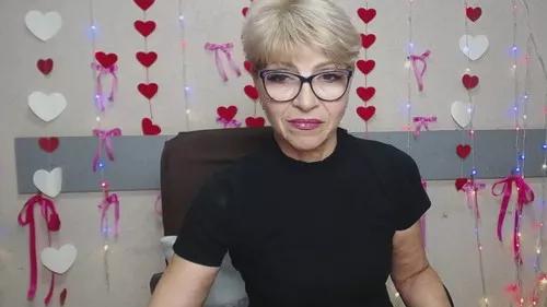 ellabonito from Cherry is Freechat