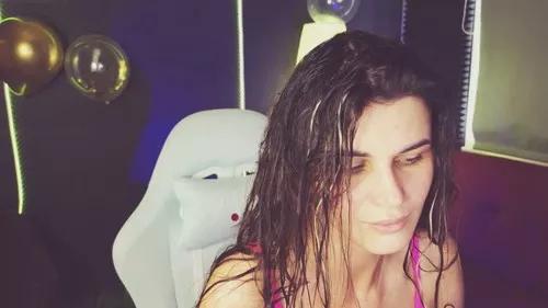 emilyreal from Cherry is Freechat