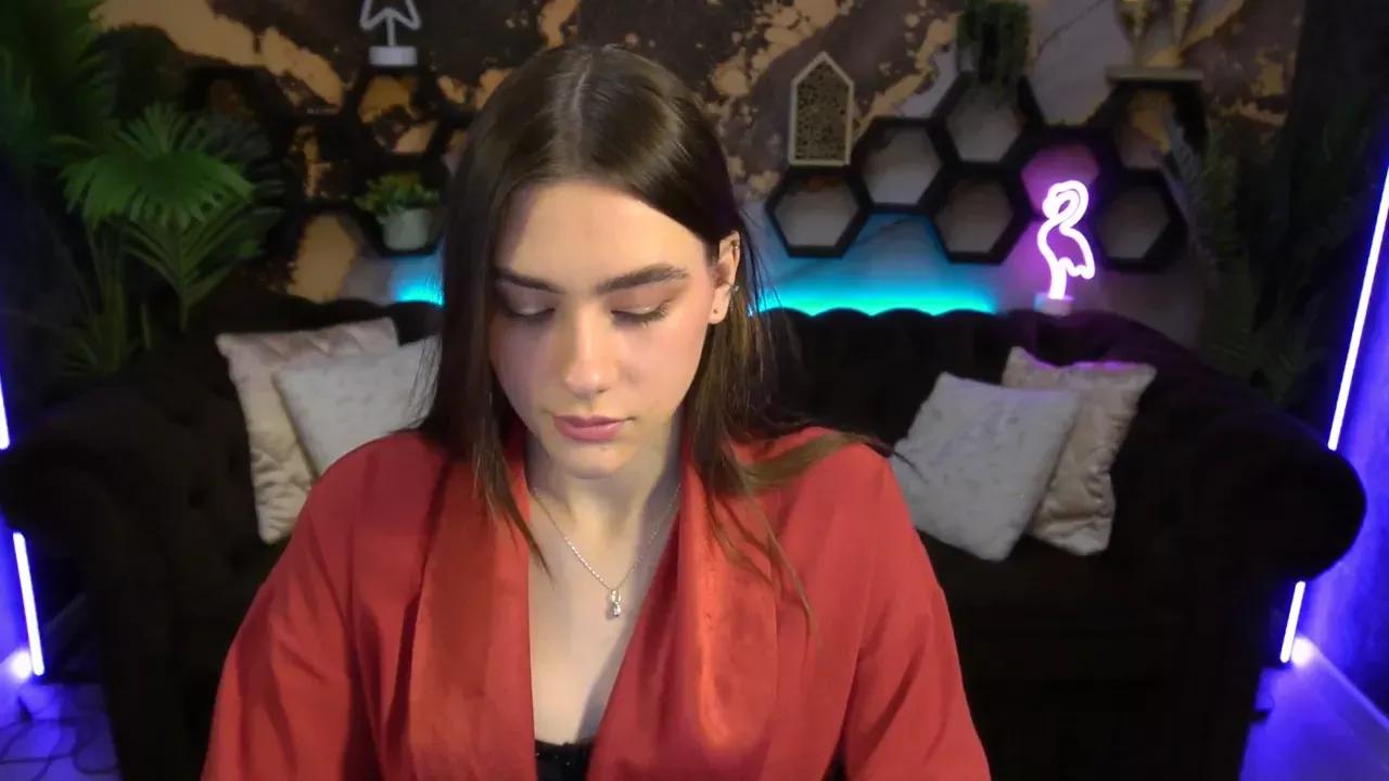 Photos of feralflower from Cherry is Freechat