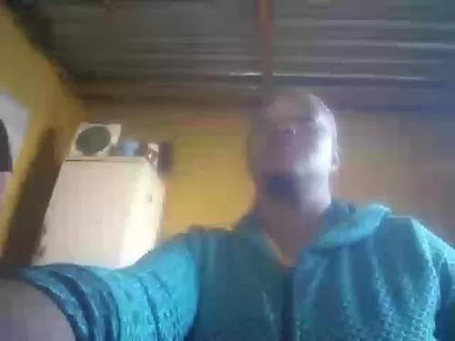 Photos of honeglobe27 from Cherry is Freechat