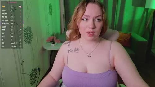 karilunna from Cherry is Freechat