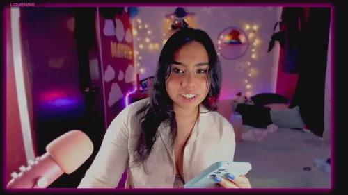 Photos of kikicavill from Cherry is Freechat