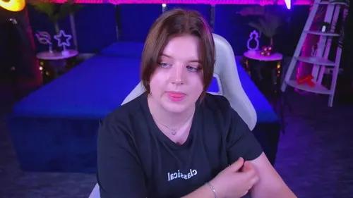 kristimoons from Cherry is Freechat