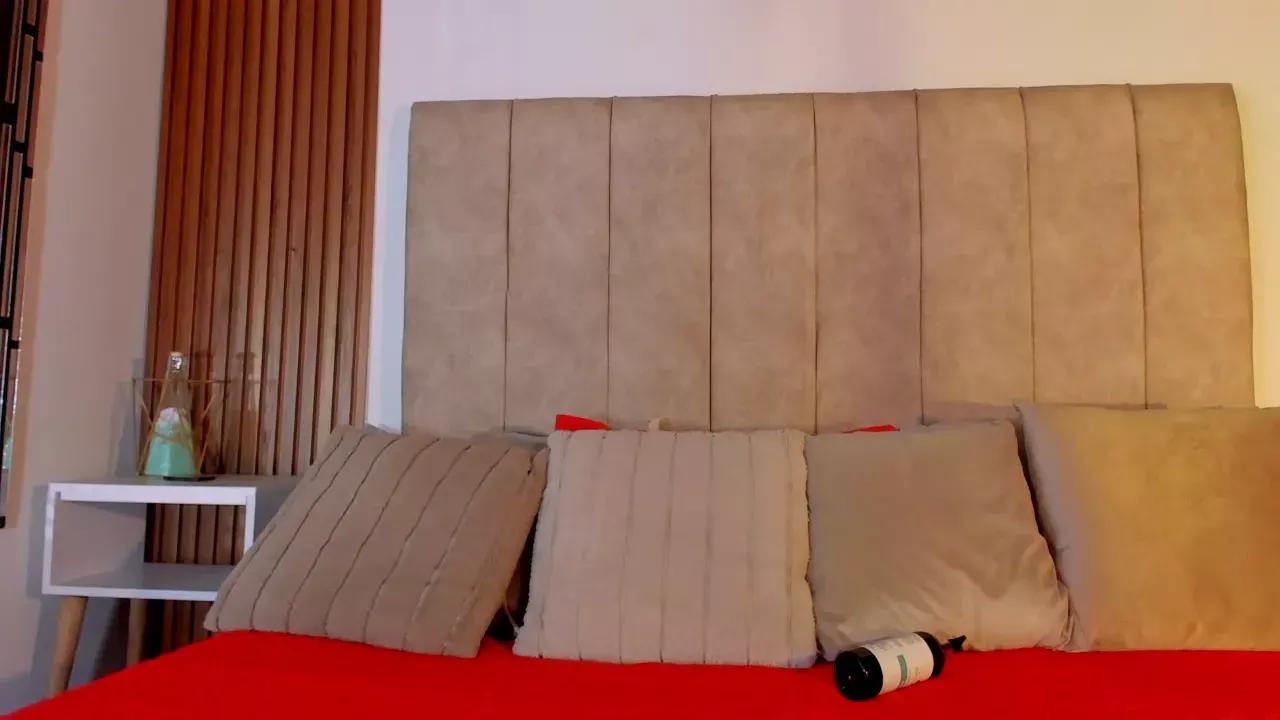 laurasaenz25 from Cherry is Freechat
