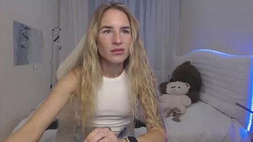 Photos of laymablast from Cherry is Freechat